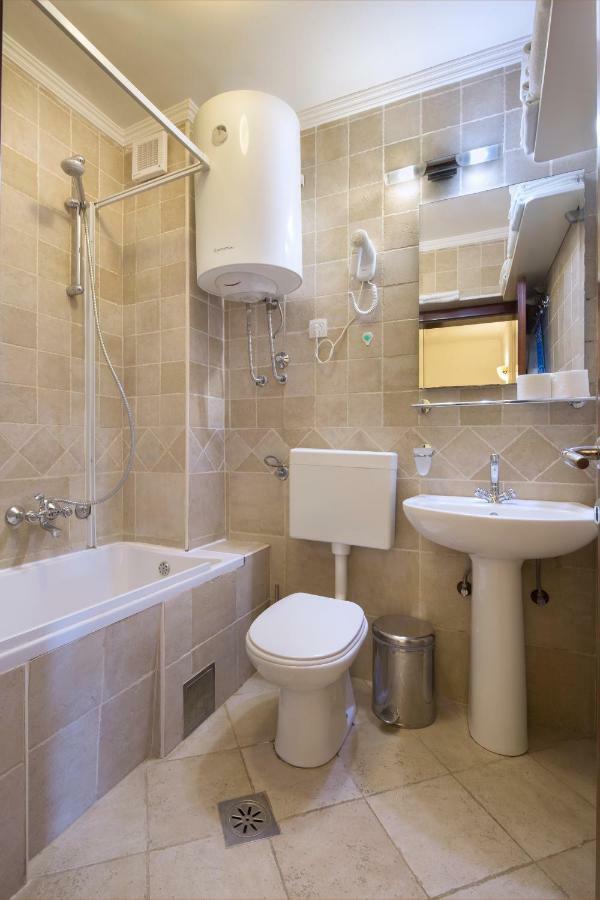 Apartment Kovacevic Old Town Budva Exterior foto